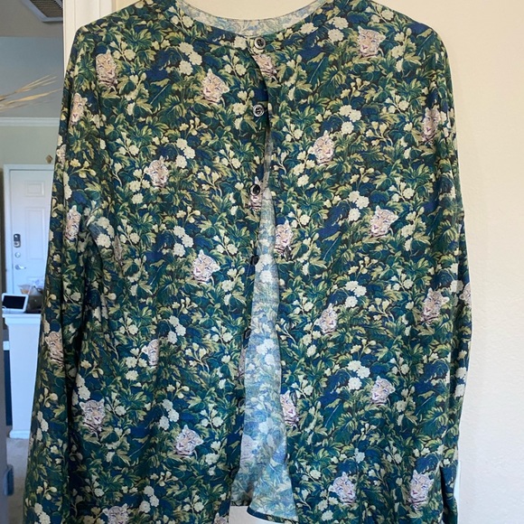 Paul & Joe Cheetah Floral print wool shirt with back button closure - Picture 3 of 5